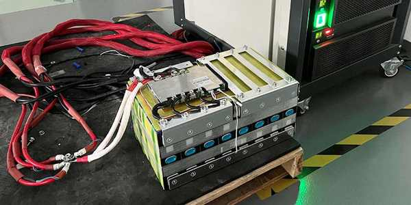 Server rack batteries