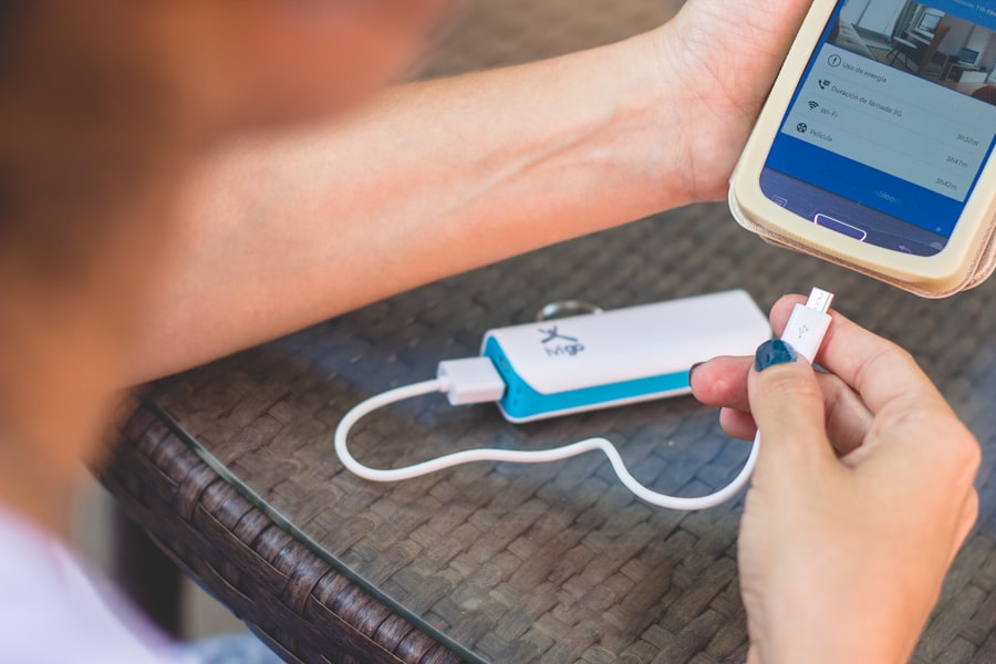 wireless ultrasound probe connected to a smartphone