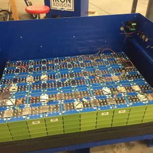 Prismatic LiFePO4 cells with aluminum busbars and terminals