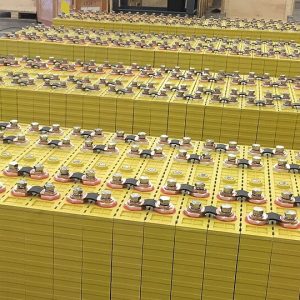 LiFePO4 battery cells for a 12V pack